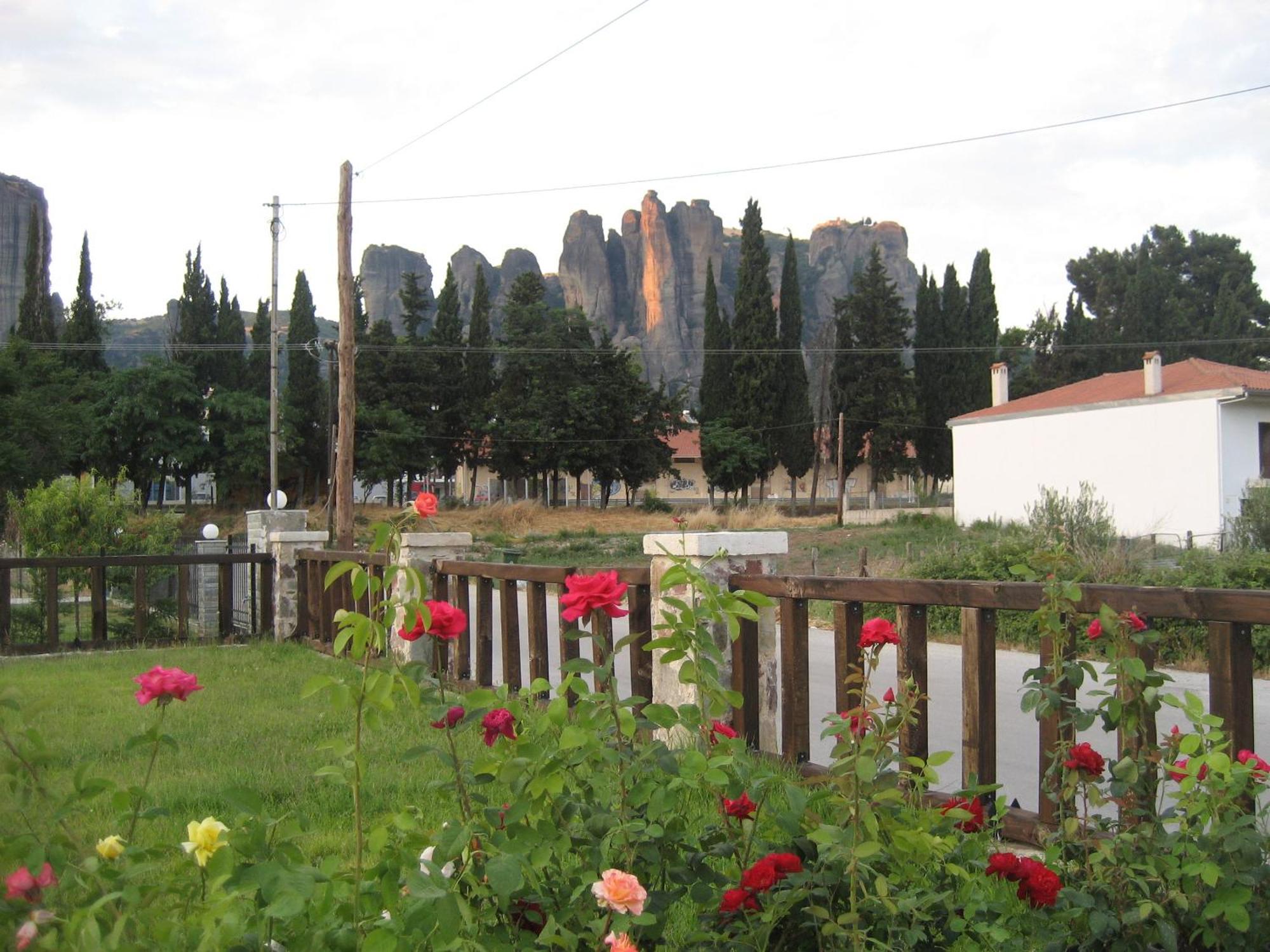Monastiri Guesthouse Каламбака Екстер'єр фото